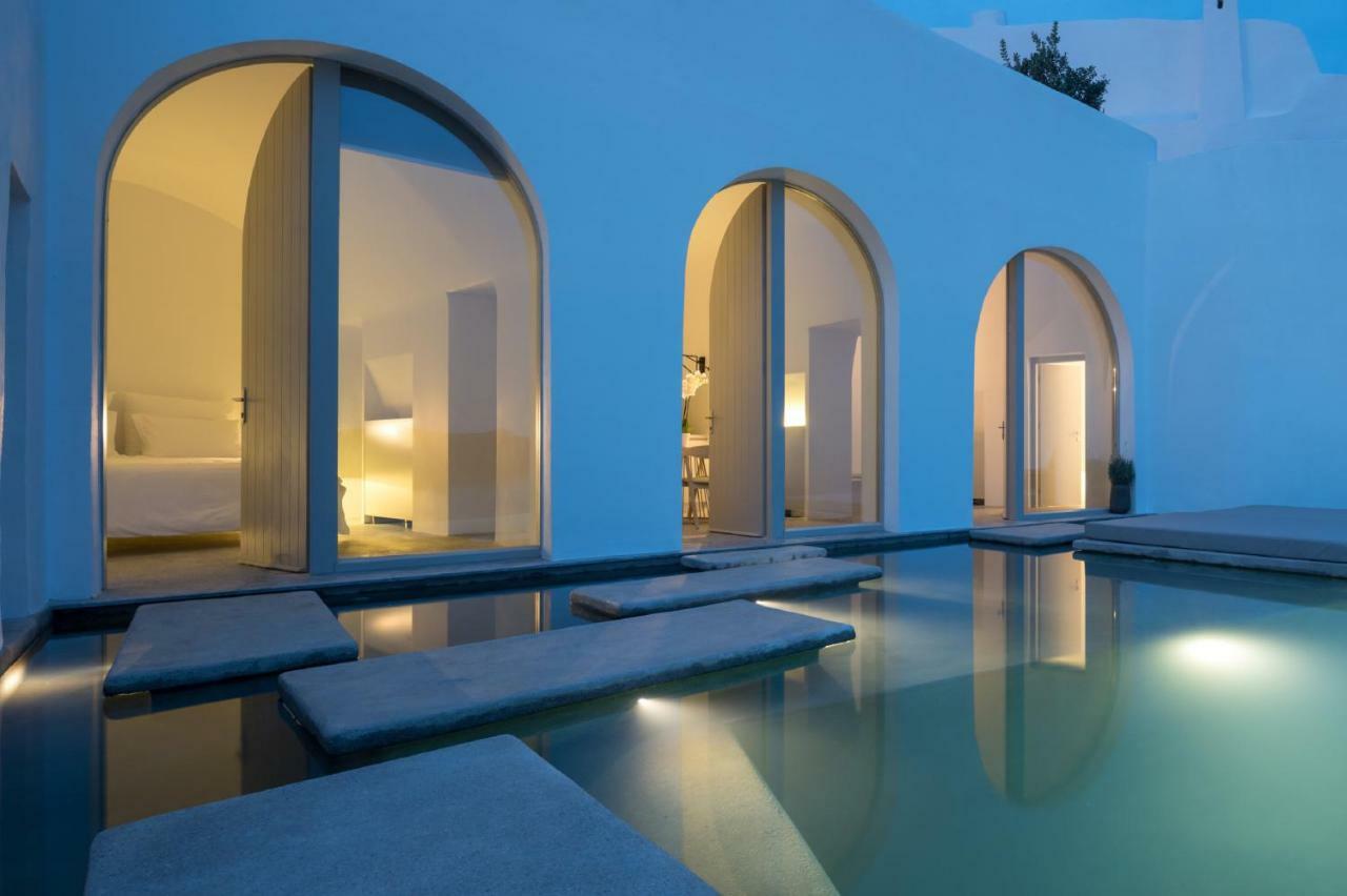 Echoes Luxury Suites (Adults Only) Oia  Bilik gambar